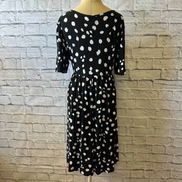ASOS US 12 Black & White Abstract Polka Dot Knee Length Jersey Dress - Picture 2 of 8